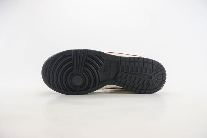  Nike SB Dunk Low 196