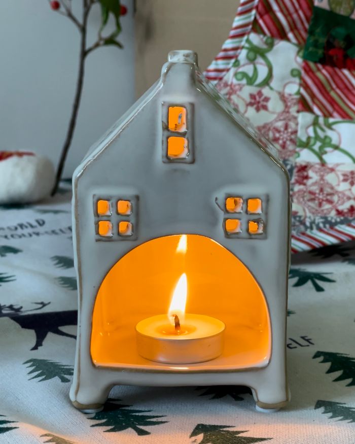 Шаазан лааны байшин