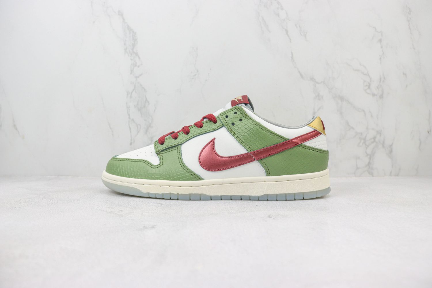 Nike Air Jordan 1 Retro Low OG ‘Year of the Dragon’ 