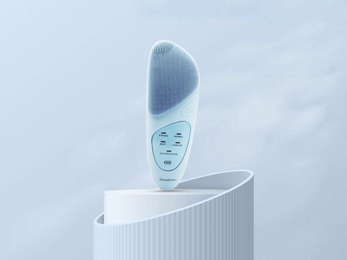 Pureskin cleansing brush