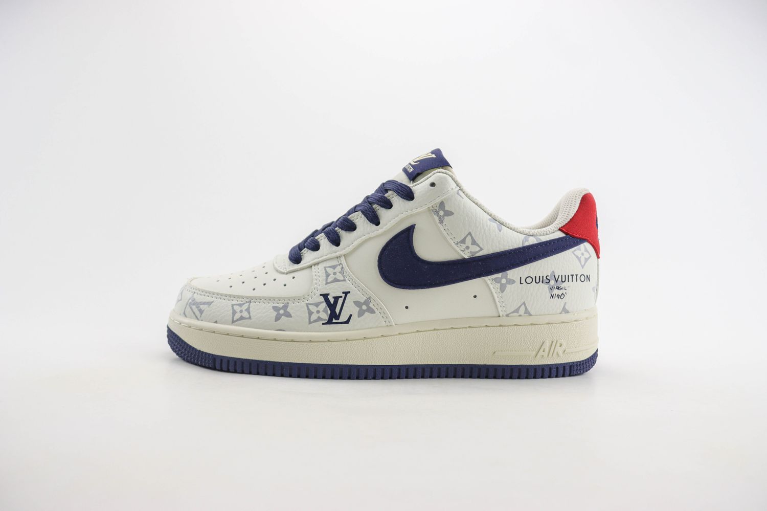  Nike Air Force 1 Low 245