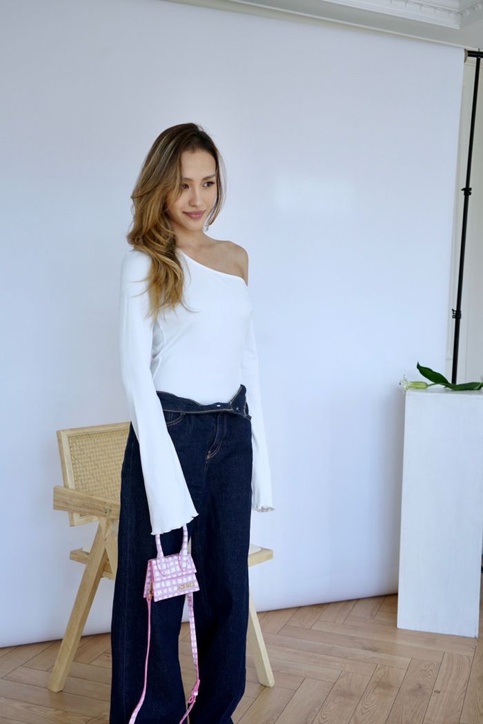 https://cdn.zochil.shop/a57a35c5-1279-487b-81c3-b375ba1f67df_t700.jpg