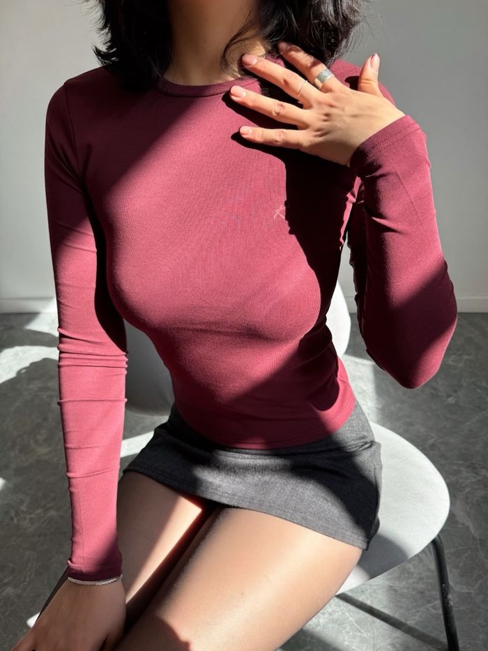 Basic long sleeve top