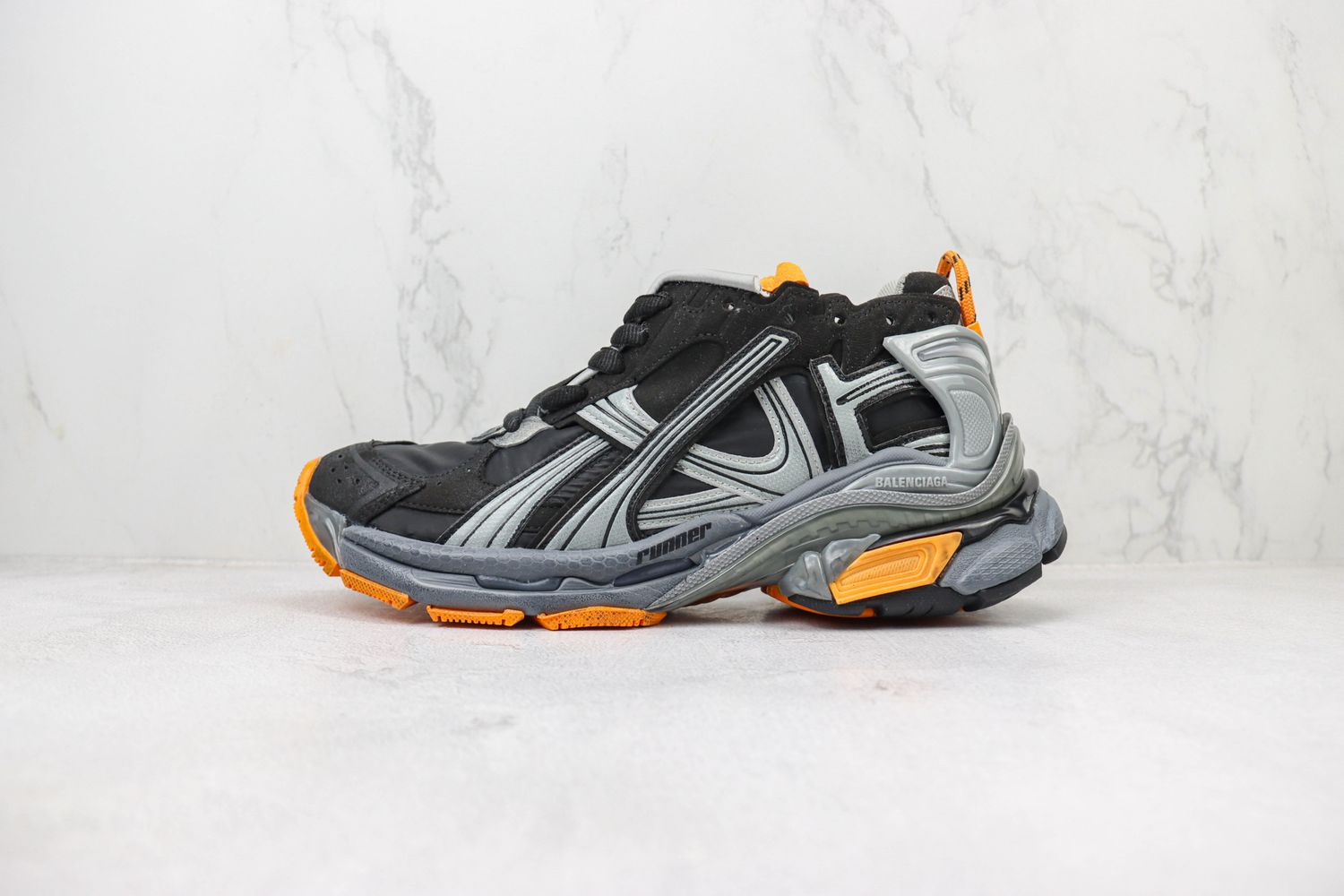 Balenciaga Runner Worn-Out Black Fluo Orange