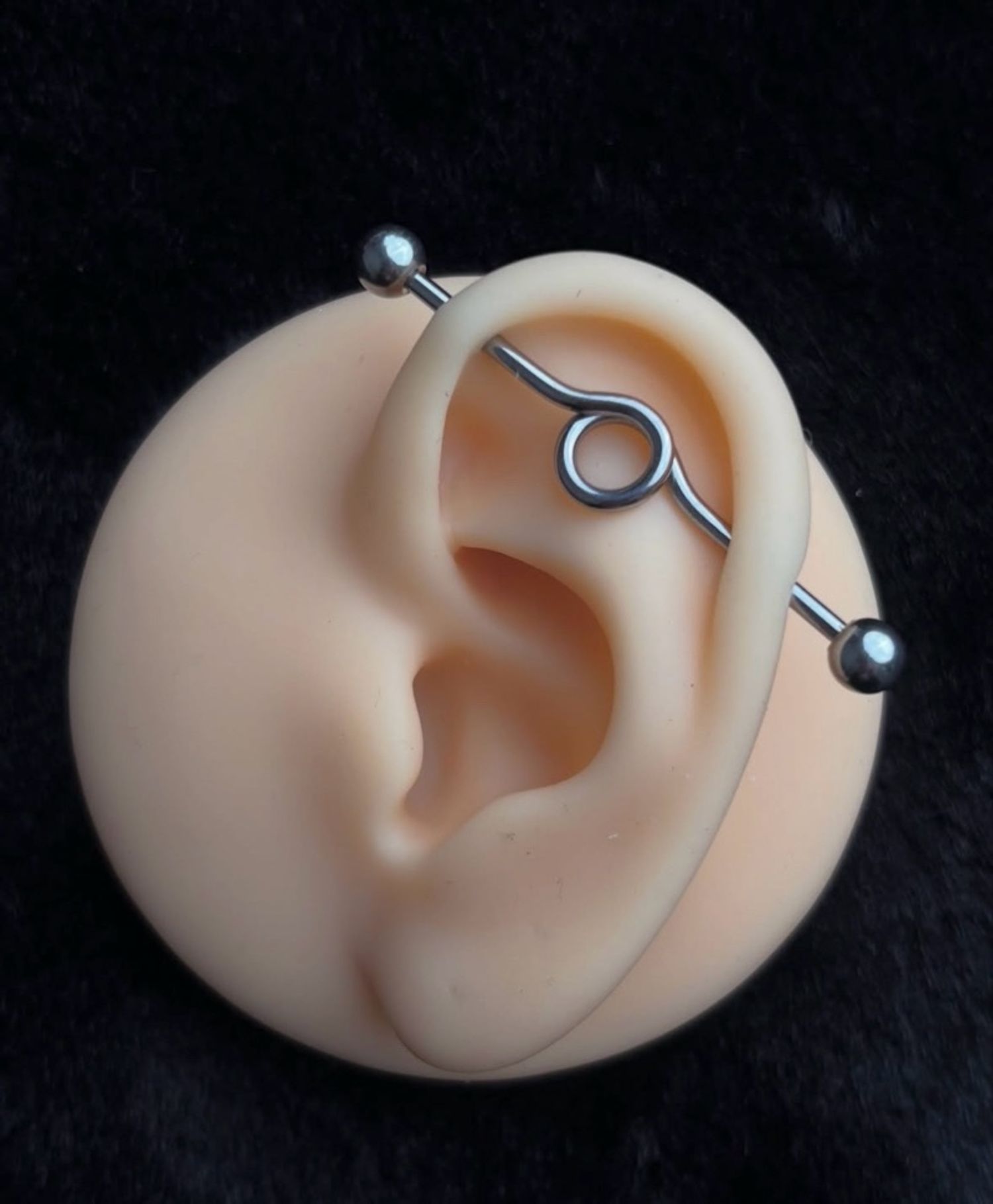 Индистриал ээмэг