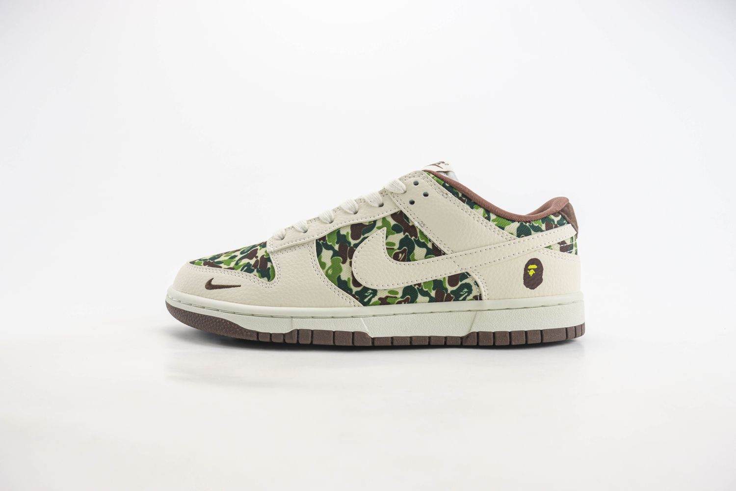  NK SB Dunk Low DIY BAPE 04 
