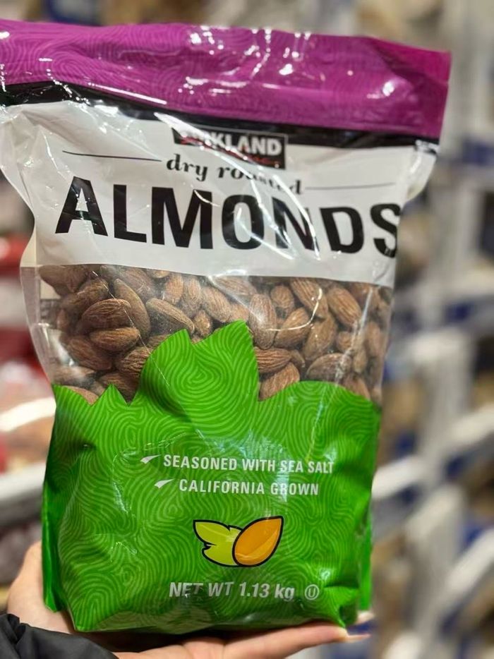 Kirkland almonds 1.13кг