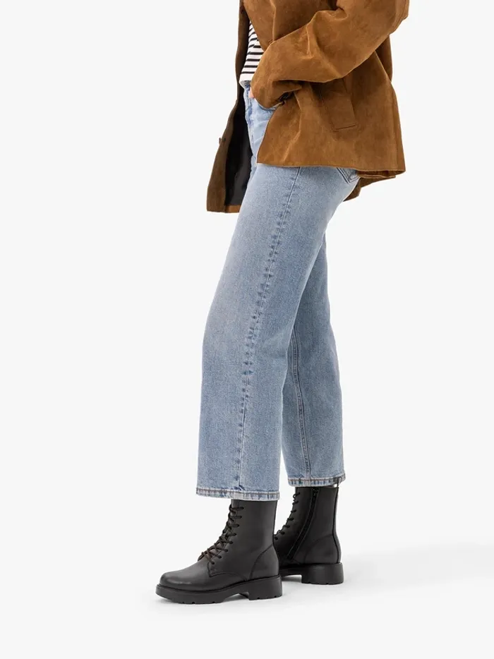 WINTER BOOTS