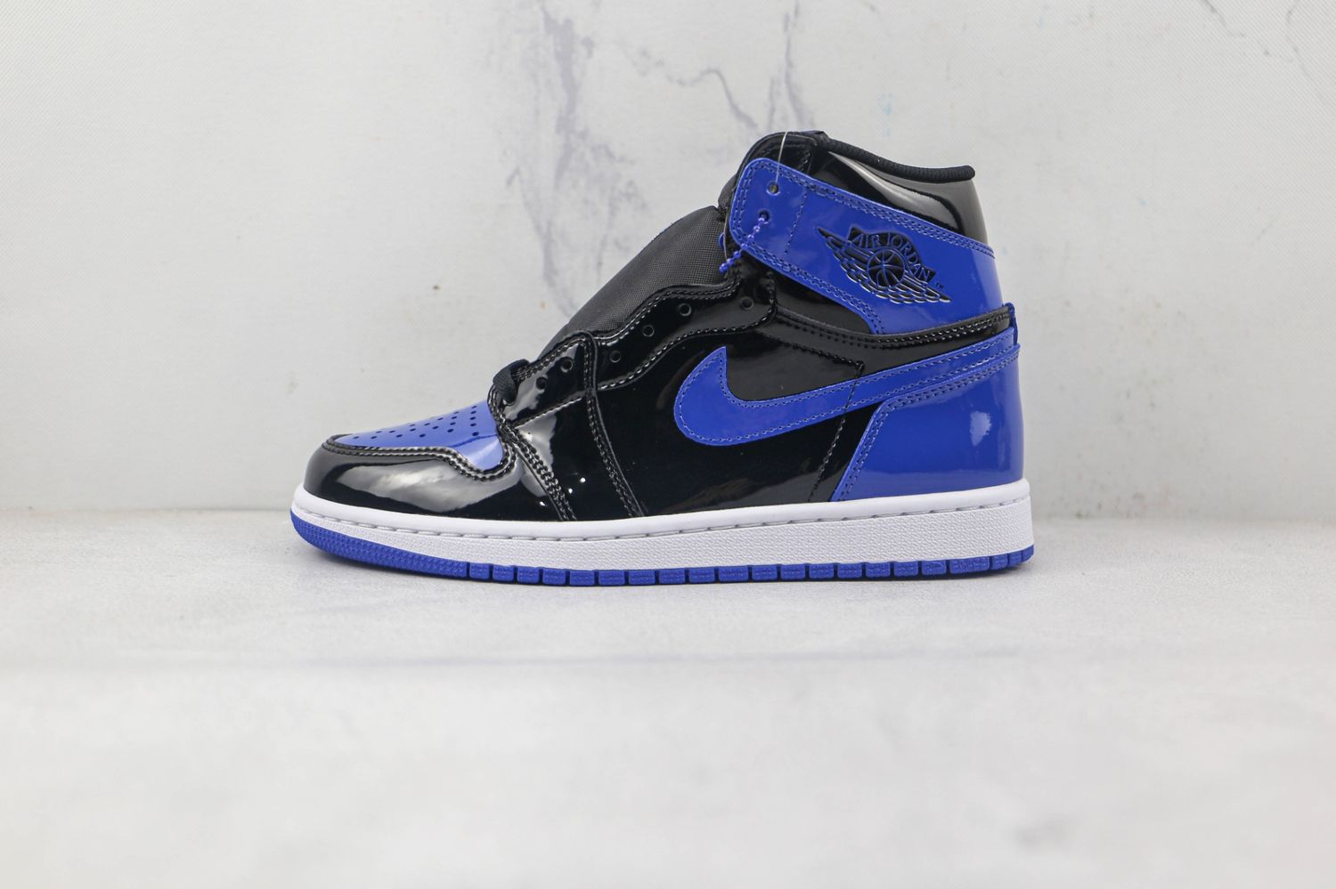 Nike_Air jordan 1 Royal patent