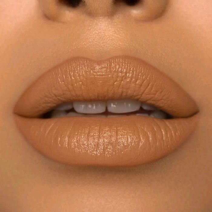 Natasha Denona lipstick