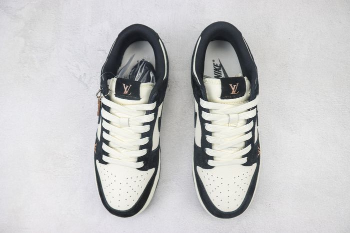 Nike SB Dunk Low x LV 106