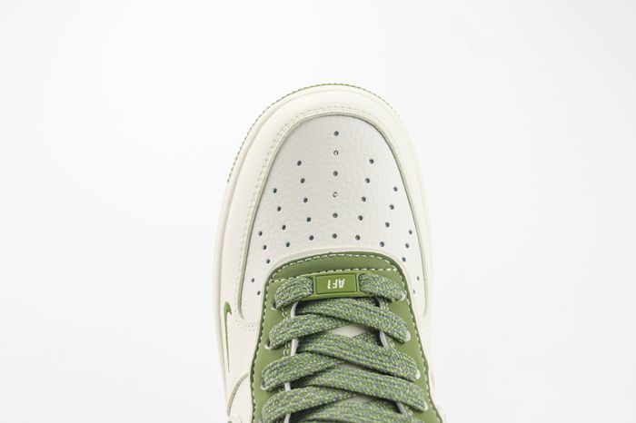 Nike Air Force 1 Low x Stone Island x supreme 55