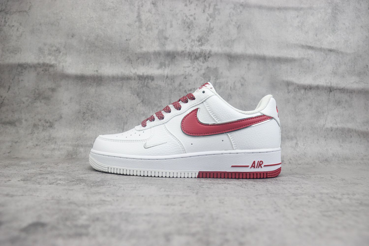 Nike Air Force 1 Low 373
