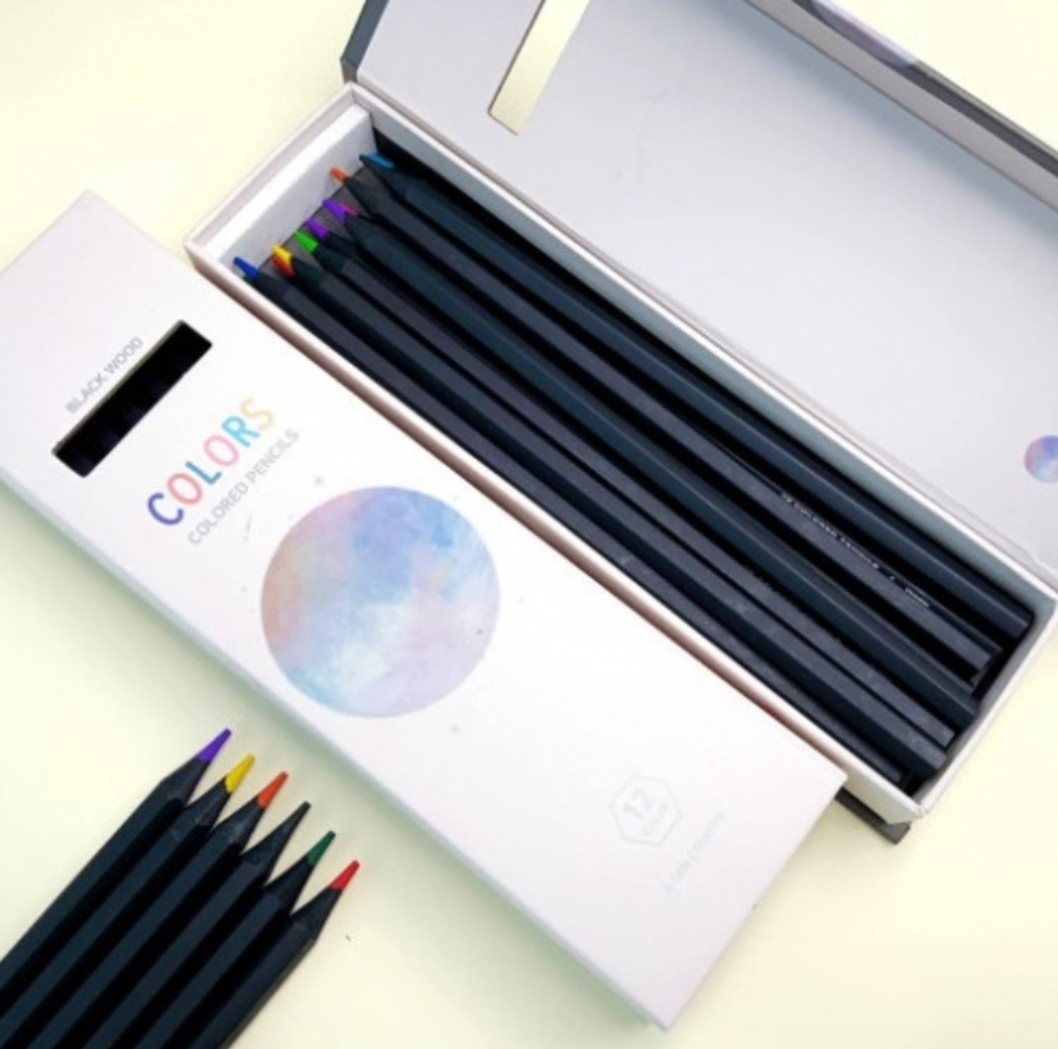 Өнгийн харандаа