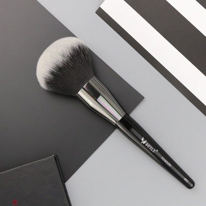 Beili large powder brush 801
