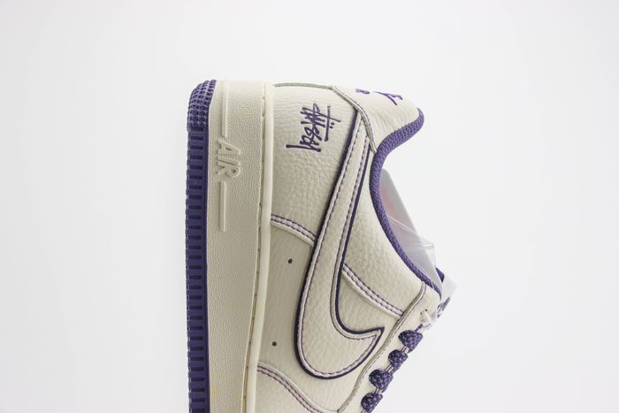 Nike Air Force 1 Low x Stussy 138