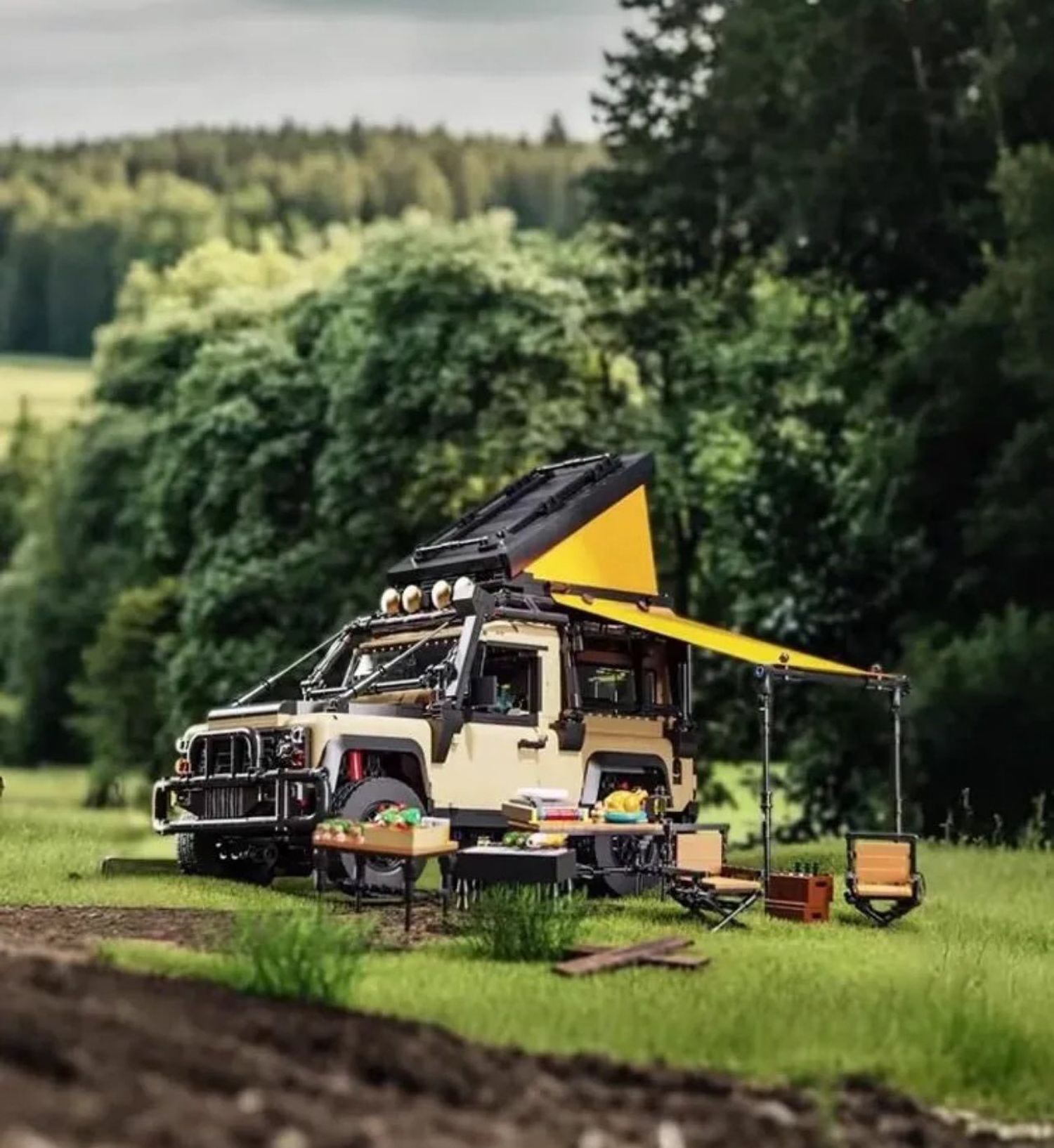 Land Rover Defender camper