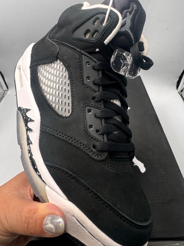 Jordan5 Retro Moonlight