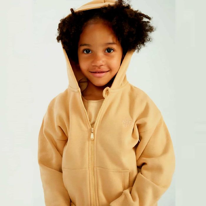 Малгайтай хослол