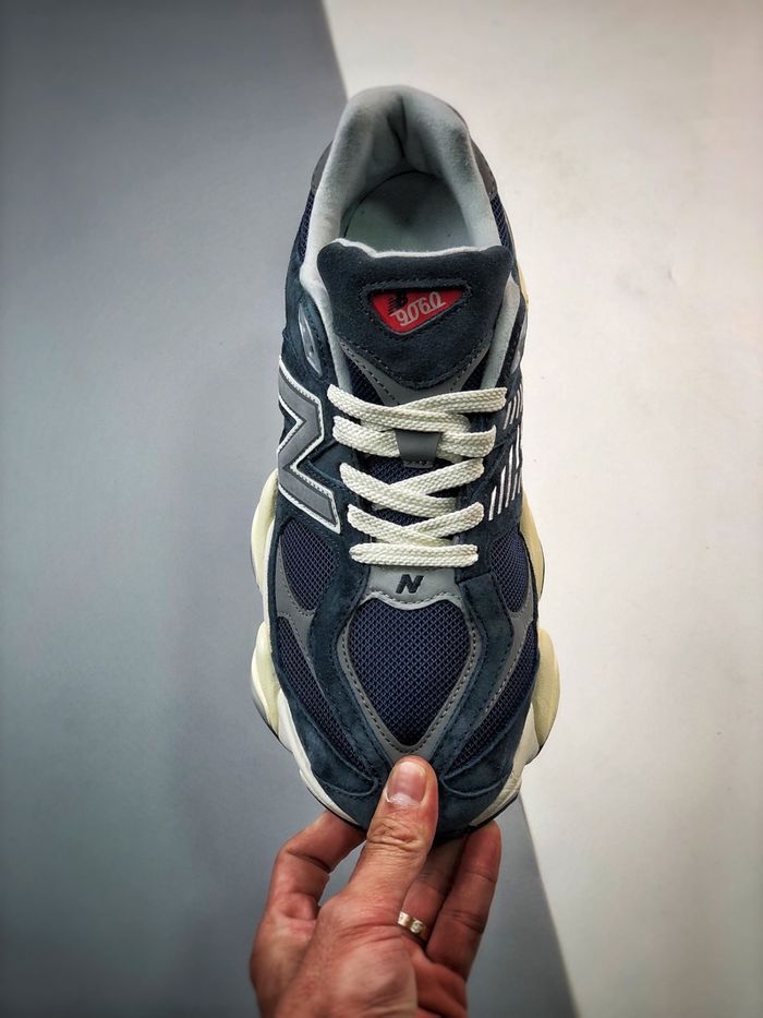 9060 Joe Freshgoods “Navy White”