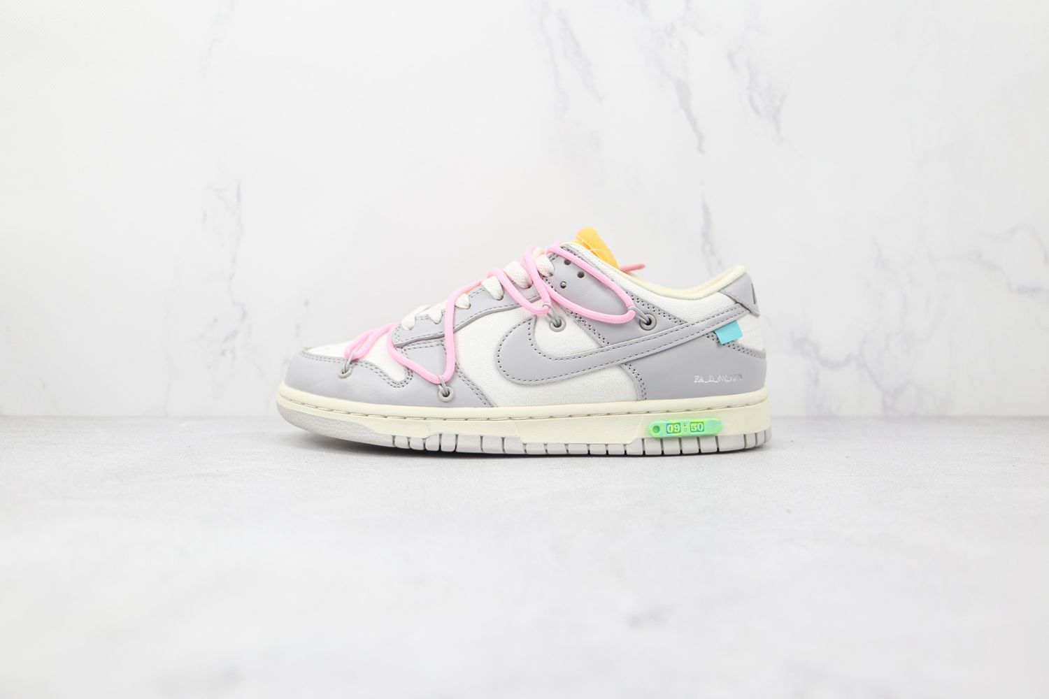 Nike Dunk Low Off-White Lot 9