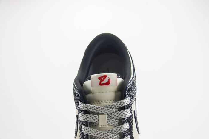  Nike SB Dunk Low x UNDEFDATED 02