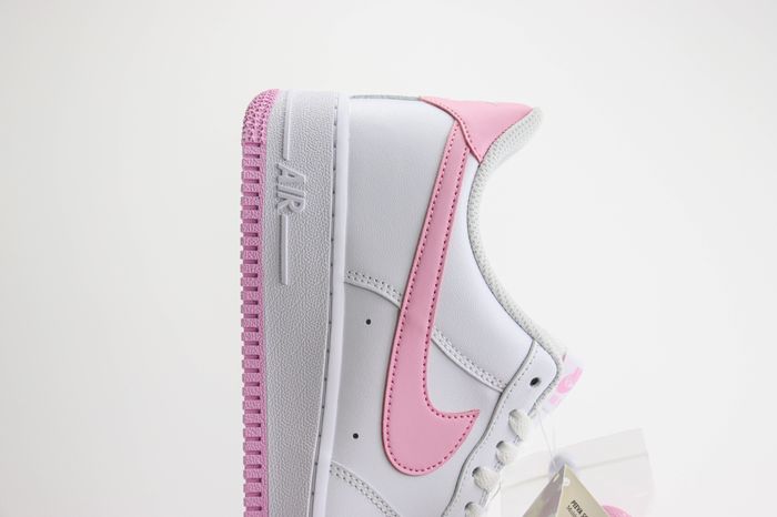 Nike Air Force 1 Low 335