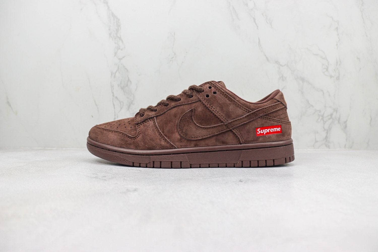 Nike SB Dunk Low x Supreme 125