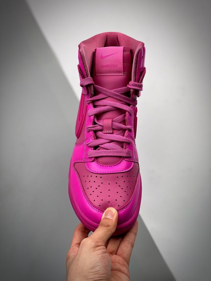 Ambush x Nike SB Dunk High “Cosmic Fushsia”