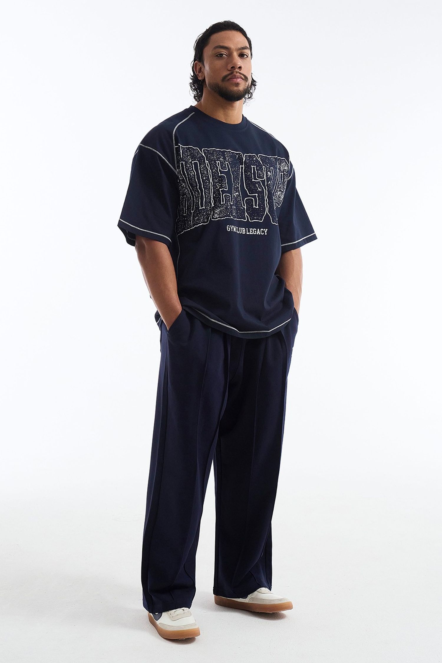 Core Deep Tuck Sweat Pants