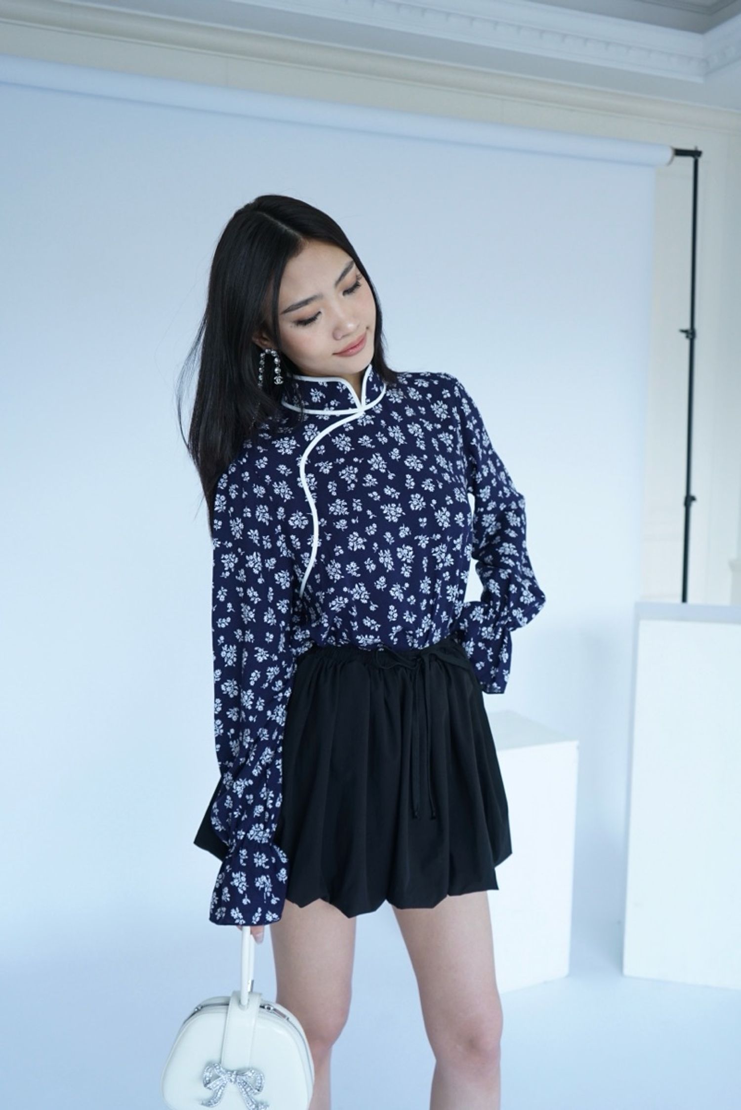 https://cdn.zochil.shop/aa605077-1ead-477b-9beb-a6e195cf2852_t1500.jpg