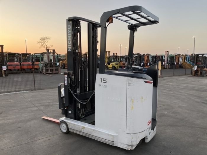Nichiyu reach truck