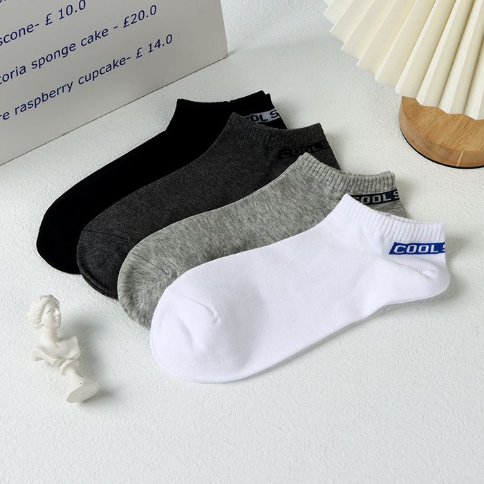 Simple English Letters Socks for Men 2 Pairs