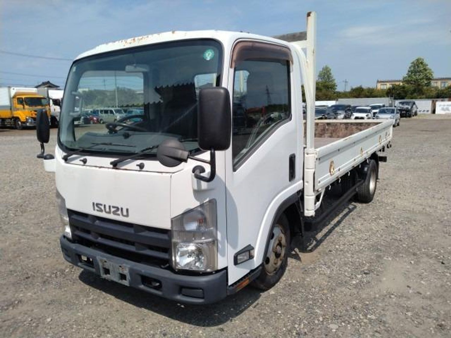 ISUZU truck