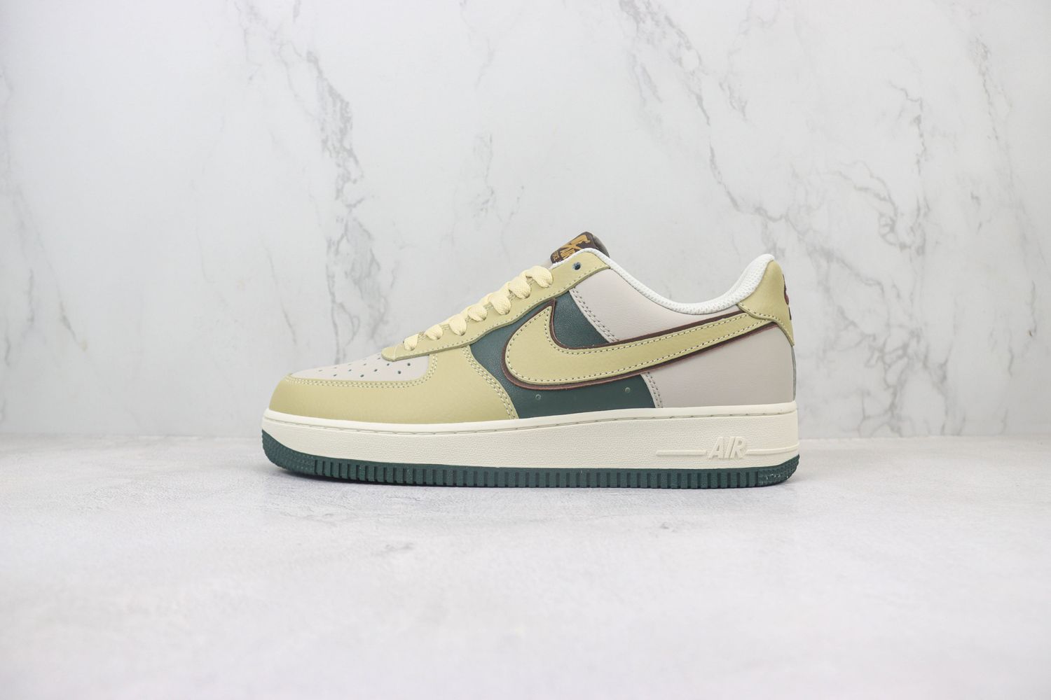 Nike Air Force 1 Low 391