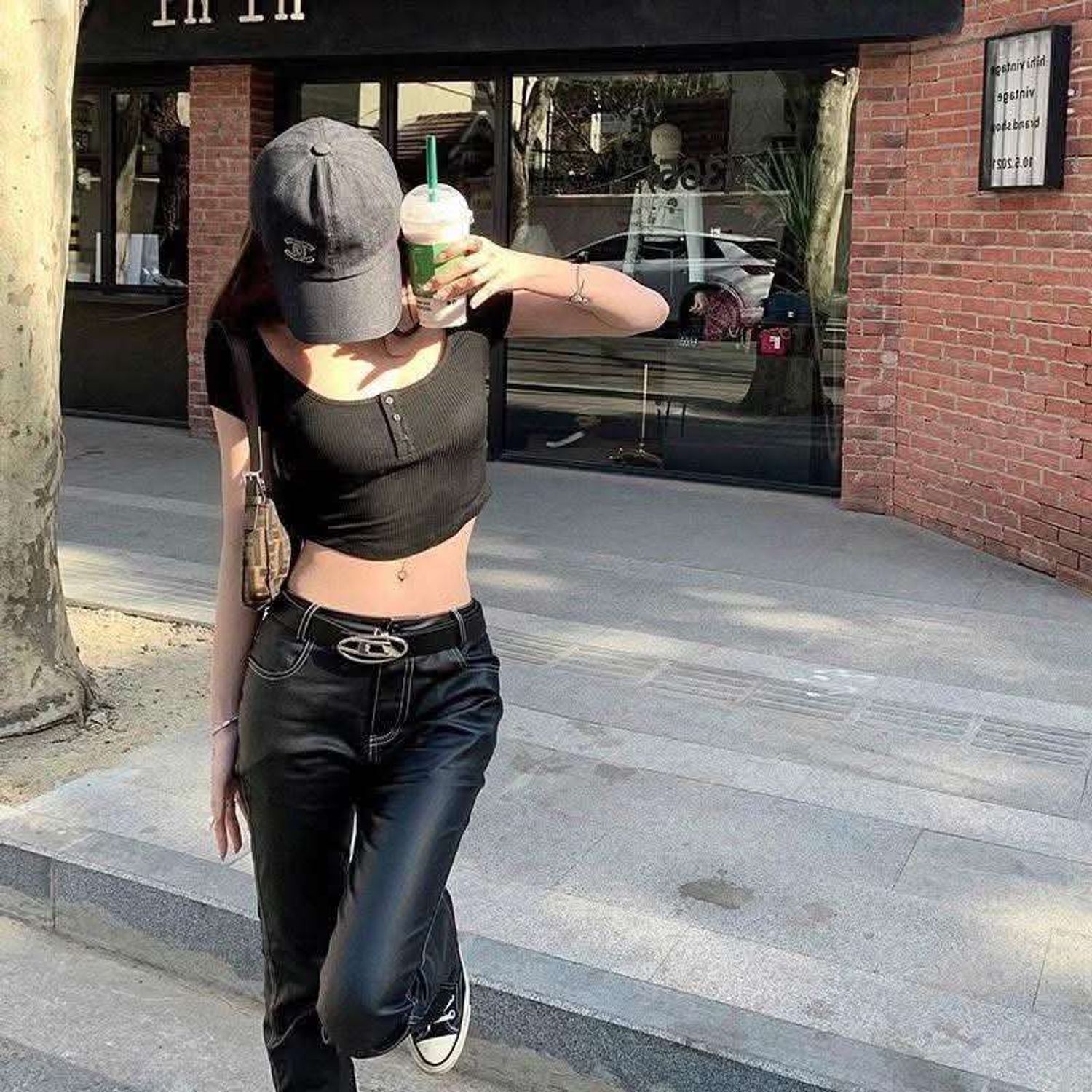 https://cdn.zochil.shop/abe13071-ff5a-49dc-9e4c-9e7094e0df38_t1500.jpg
