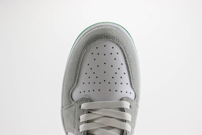 Jordan 1 Retro Low Golf Pine Green