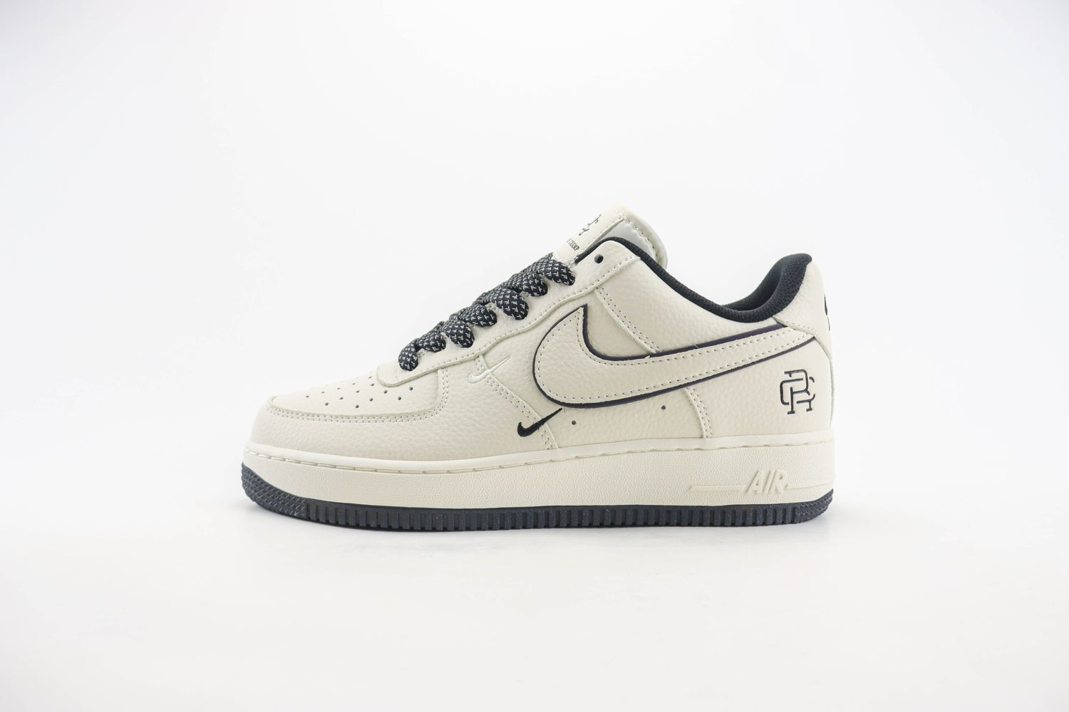 Reigning Champ x Nike Air Force 1 Low 06