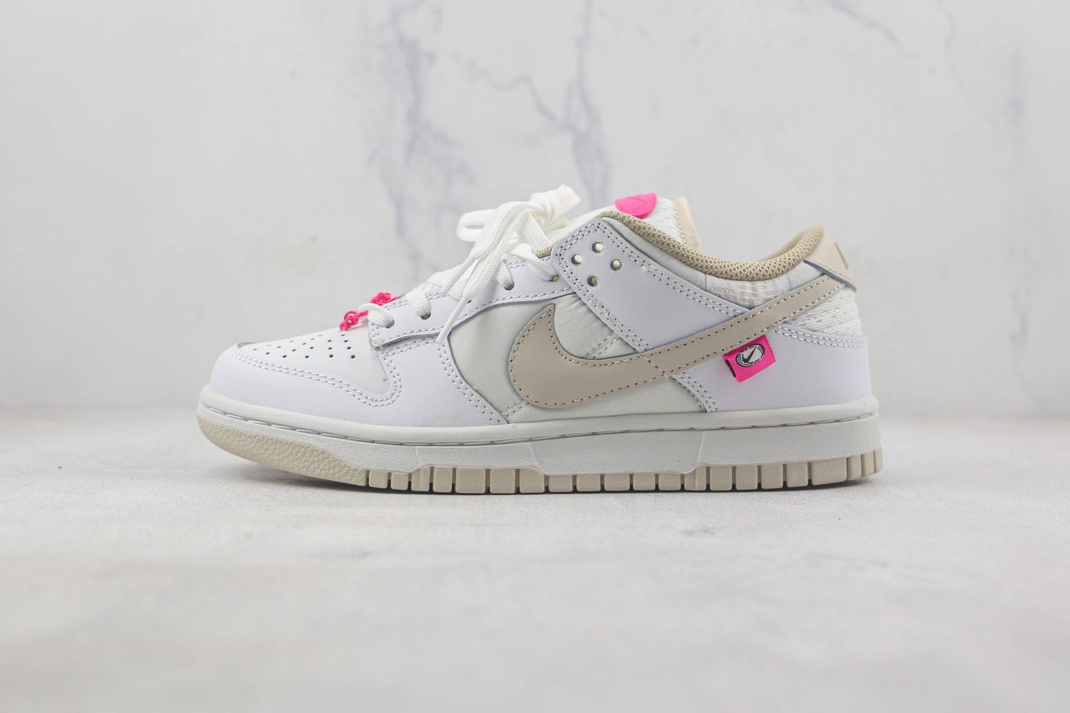Nike Dunk Low Pink Bling