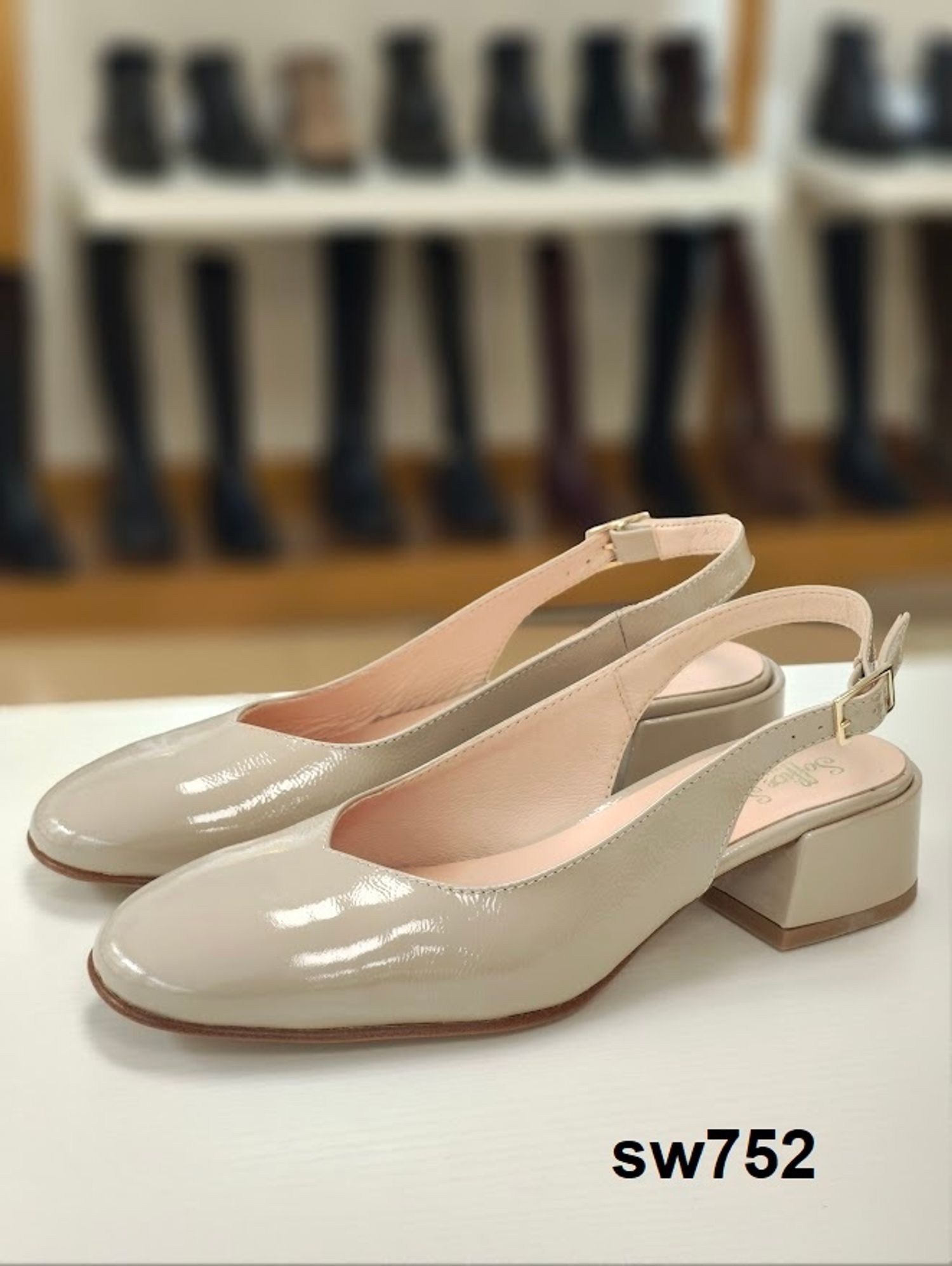 ASSIA  italy /sw752/