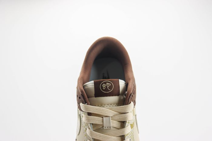 Nike SB Dunk Low x  The North Face 06