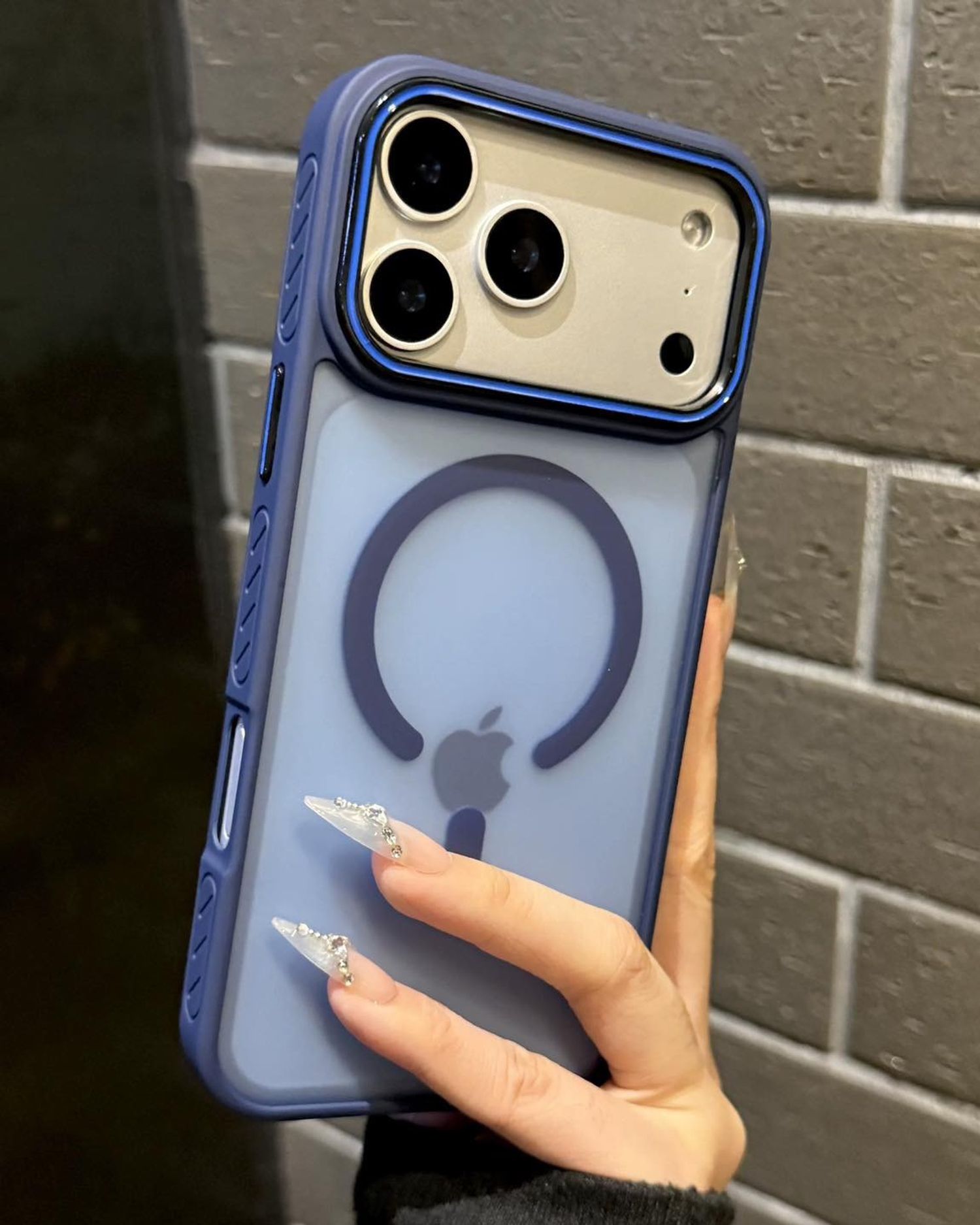 iPhone 17 Уналтаас Хамгаалсан Хагас Тунгалаг Соронзон Гэр 