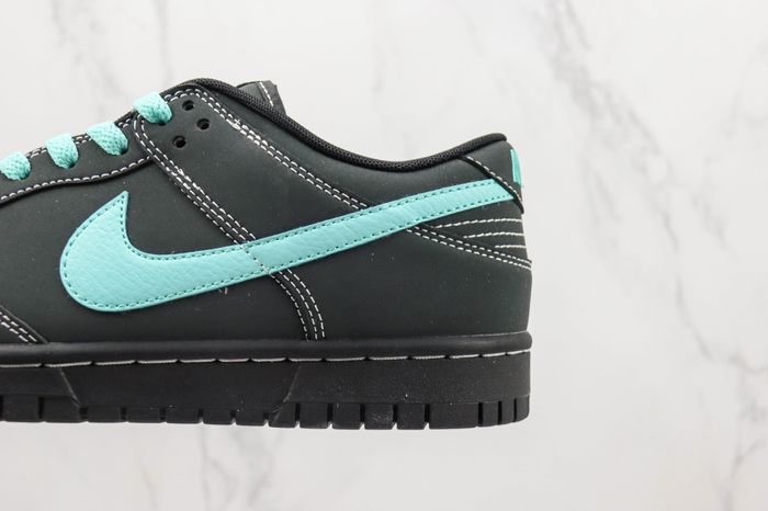 Nike Dunk Low SE Zwart Blauw