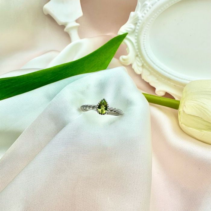 Peridot Шигтгээтэй S925 Мөнгөн Бөгж