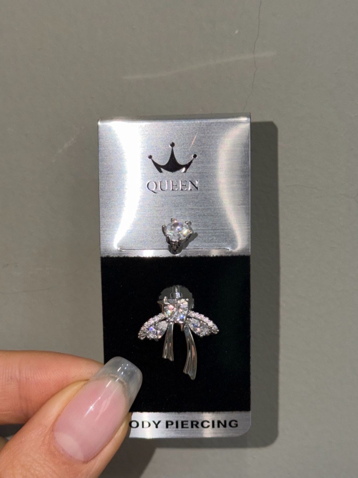 Хүйсний ээмэг