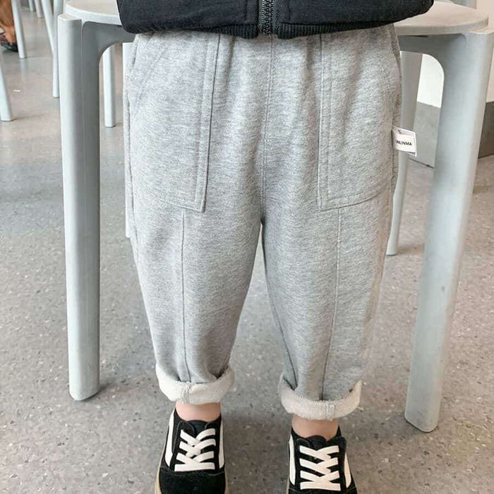 нарийн саарал чөлөөт өмд