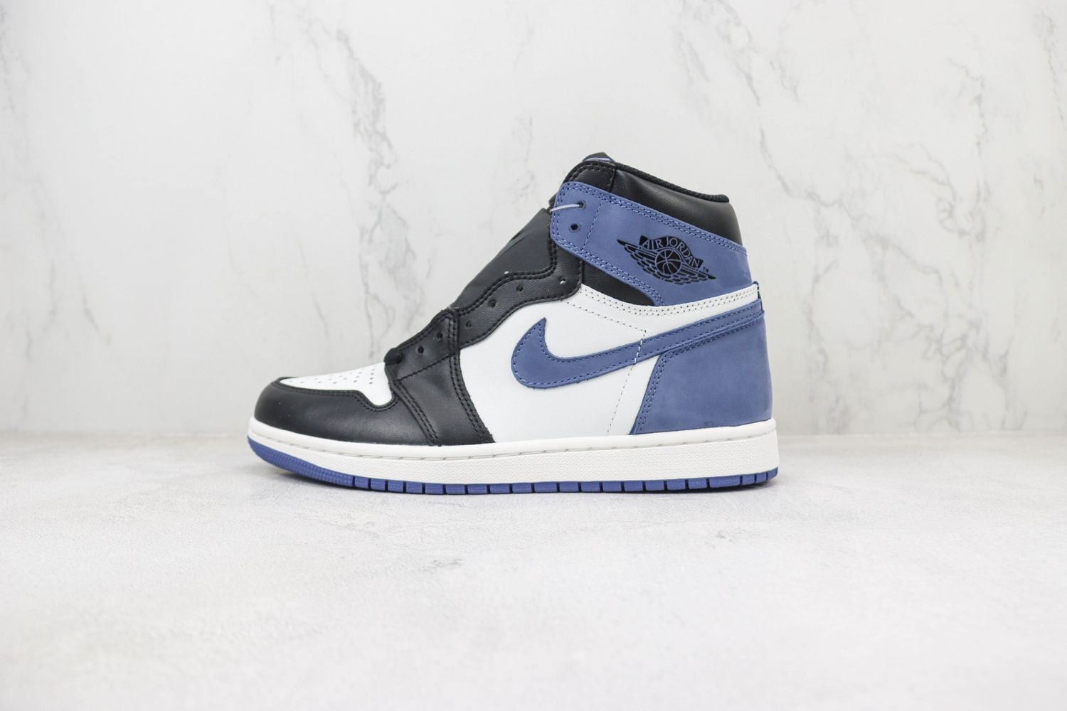 Jordan 1 Retro High Blue Moon