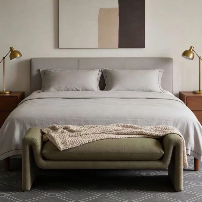 Minimalist soft bench ( сандал )