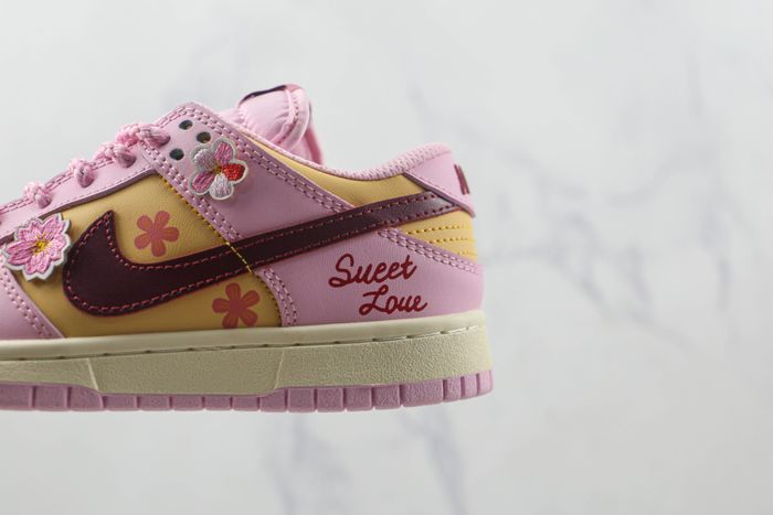 Nike Dunk Low sweet love