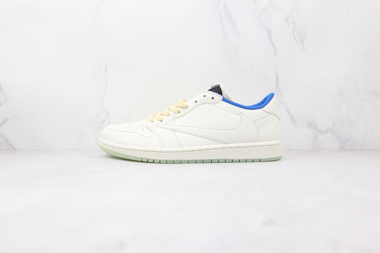 Designer Travis Scott x Fragment x Air Jordan 1 Low 08